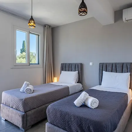 Starry Sky Luxury 6 * Lefkimmi (Corfu)